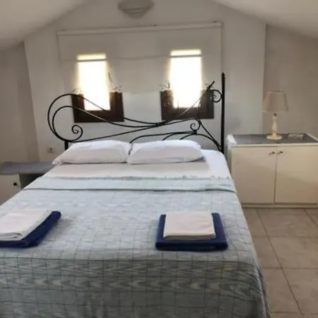 Sleeps 6, Spacious With Large Garden - Awz 307 فيلة مرمريس
